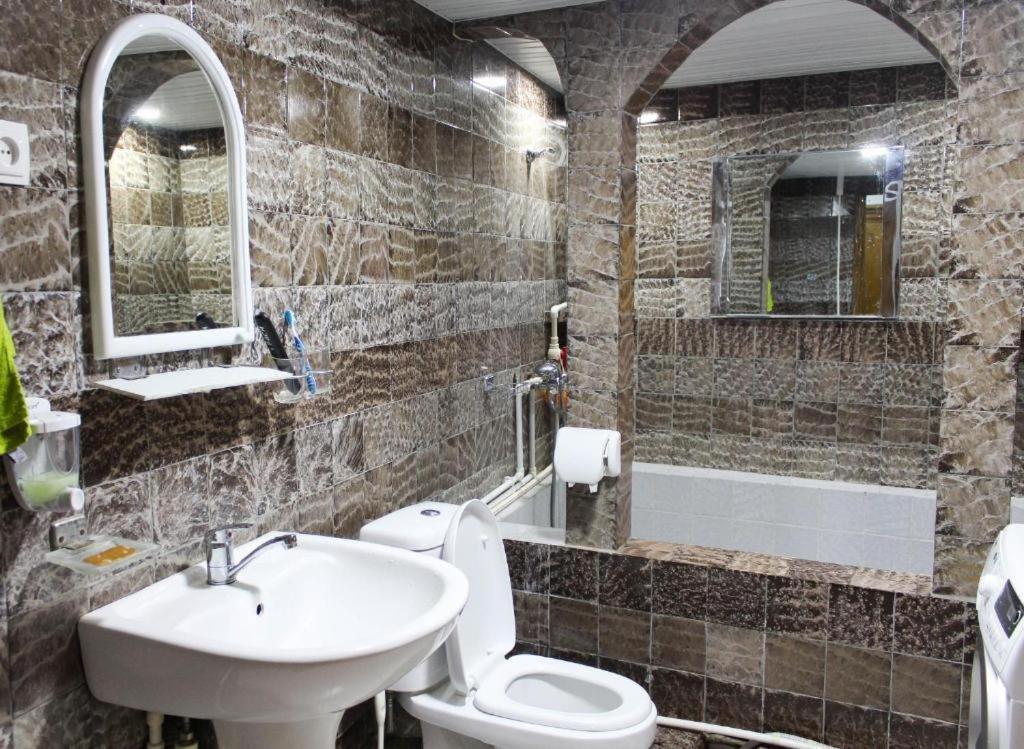 Machabelli 11A Hostel Tbilisi Zewnętrze zdjęcie